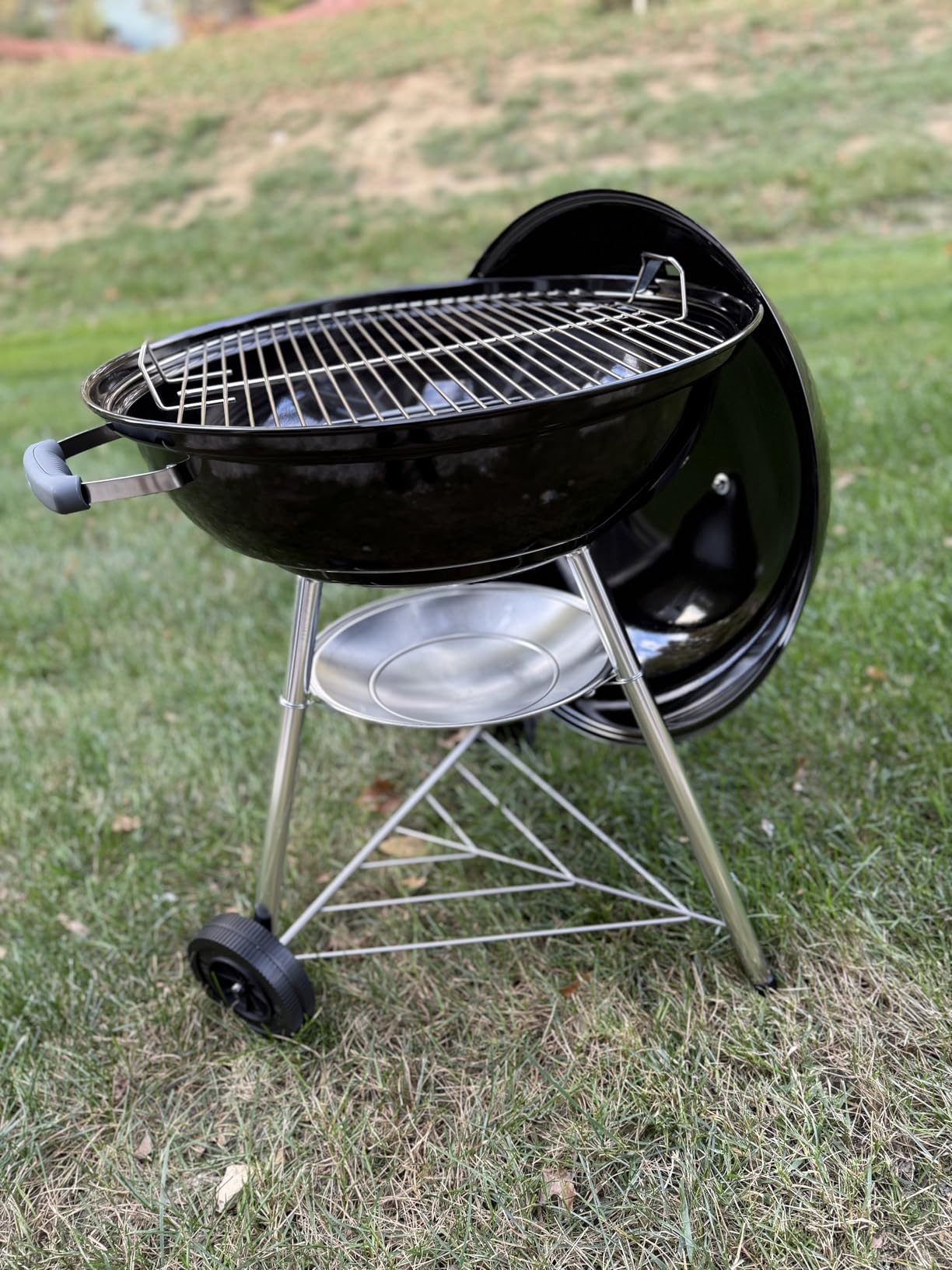 Weber® Jumbo Joe Premium Compact Charcoal Grill, 22-Inch, Black customer photo 2