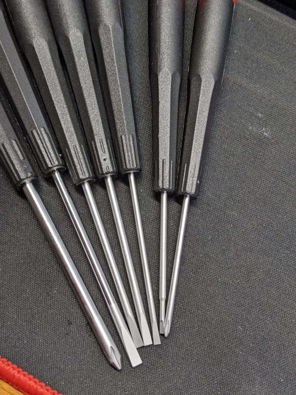 Wiha 26197 Precision Screwdriver Set, 7-Piece Mini Slotted & Phillips, PicoFinish Handles with Rotating Caps, Small Screwdrivers for Electronics & Fine Work customer photo 1