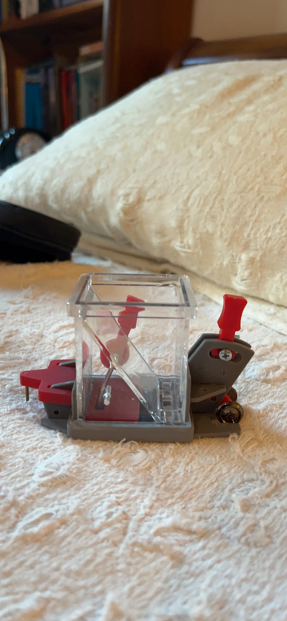 Bachmann Trains Ballast Spreader Car with Shutoff & Height Adjust, HO Scale customer photo 1