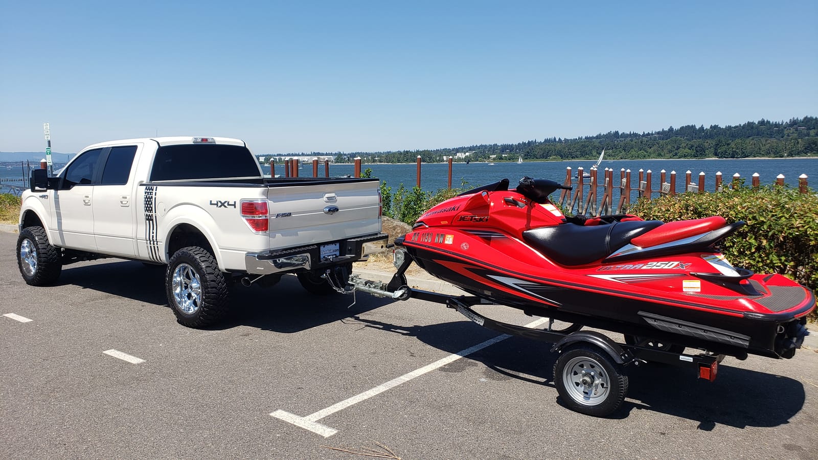 Camco 2000lb Boat Trailer Winch - Manual Hand Crank Boat Winch with 20-Foot Strap & 2-Way Ratchet customer photo 1