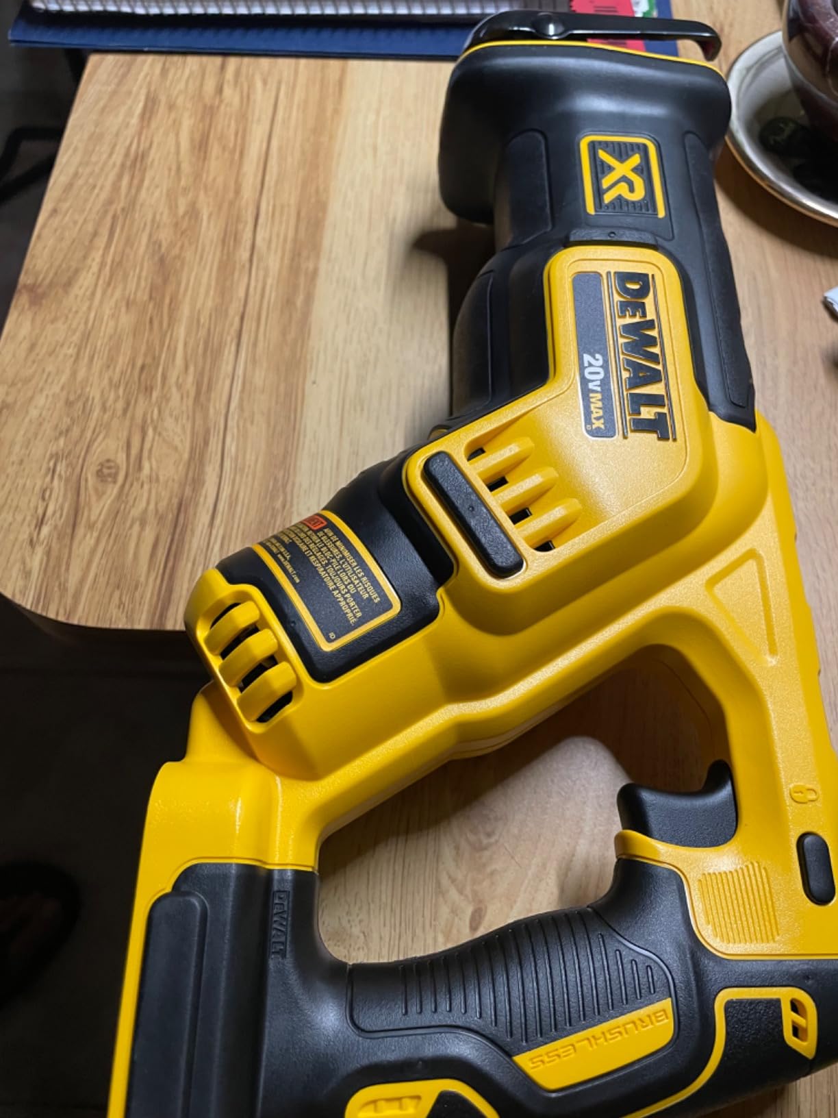 DEWALT 20V MAX XR Reciprocating Saw Cordless, Brushless, Compact, Variable Speed, Pivoting Head, LED Light, Tool Only (DCS367B) customer photo 2