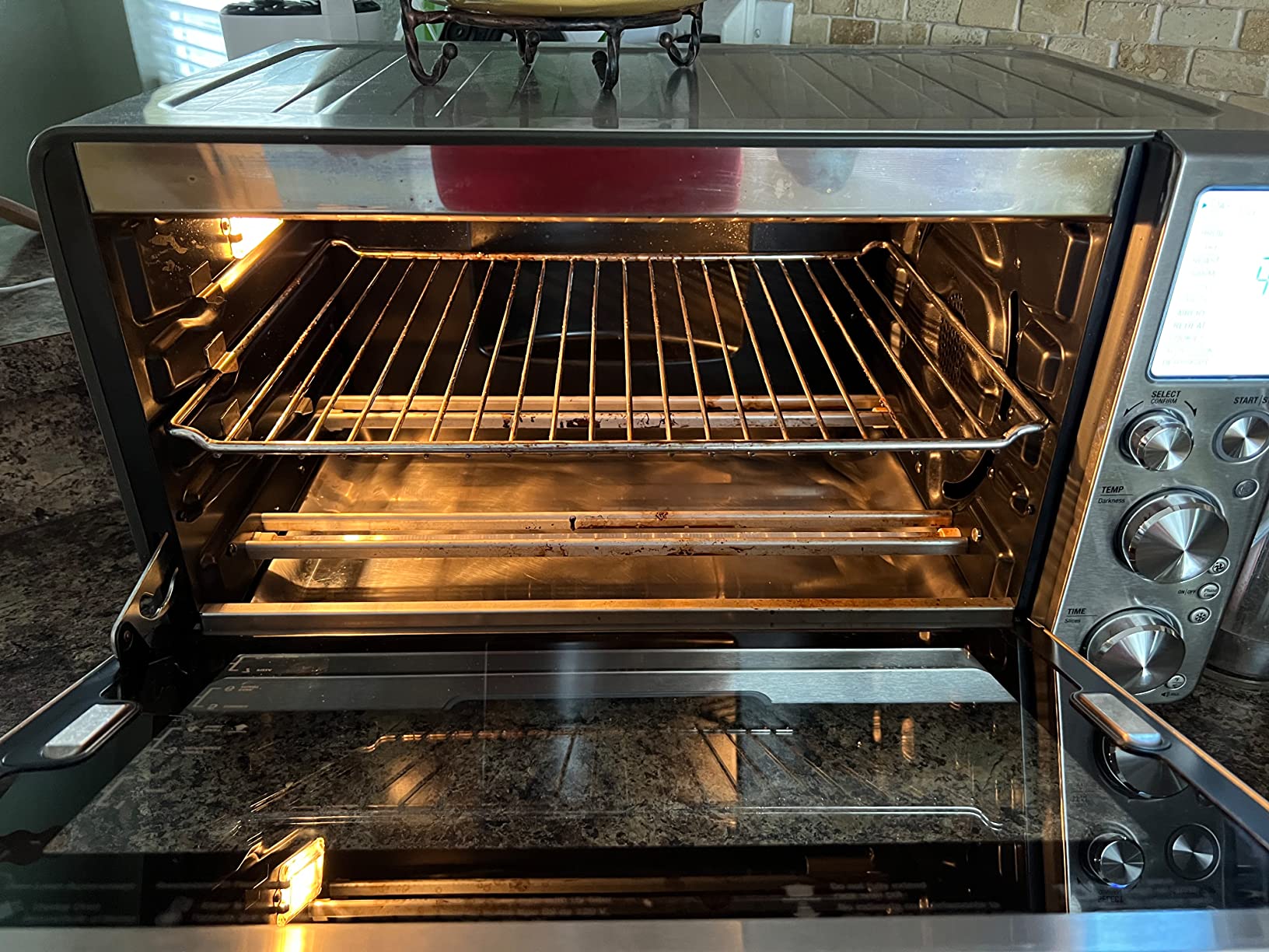 Breville BOV900BSS Smart Oven Air Fryer Pro, Brushed Stainless Steel | Roast, bake, dehydrate and more with countertop oven's 13 functions | Convection setting reduces cook time by up to 30% customer photo 1
