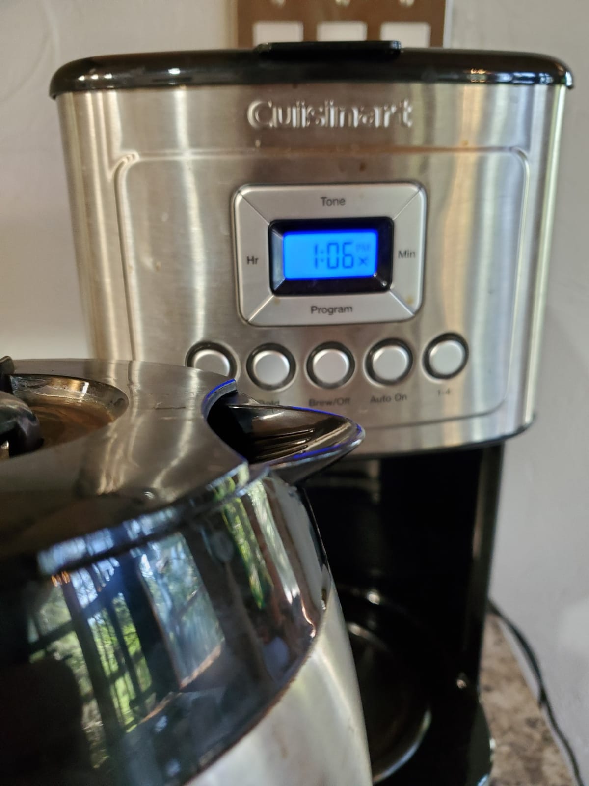 Cuisinart 12-Cup Coffee Maker, Programmable PerfecTemp Thermal Carafe Coffee Machine with 1-4 Cup Setting, Brew Strength Control and Brew Pause, Stainless Steel, DCC-3400NAS, Silver customer photo 2