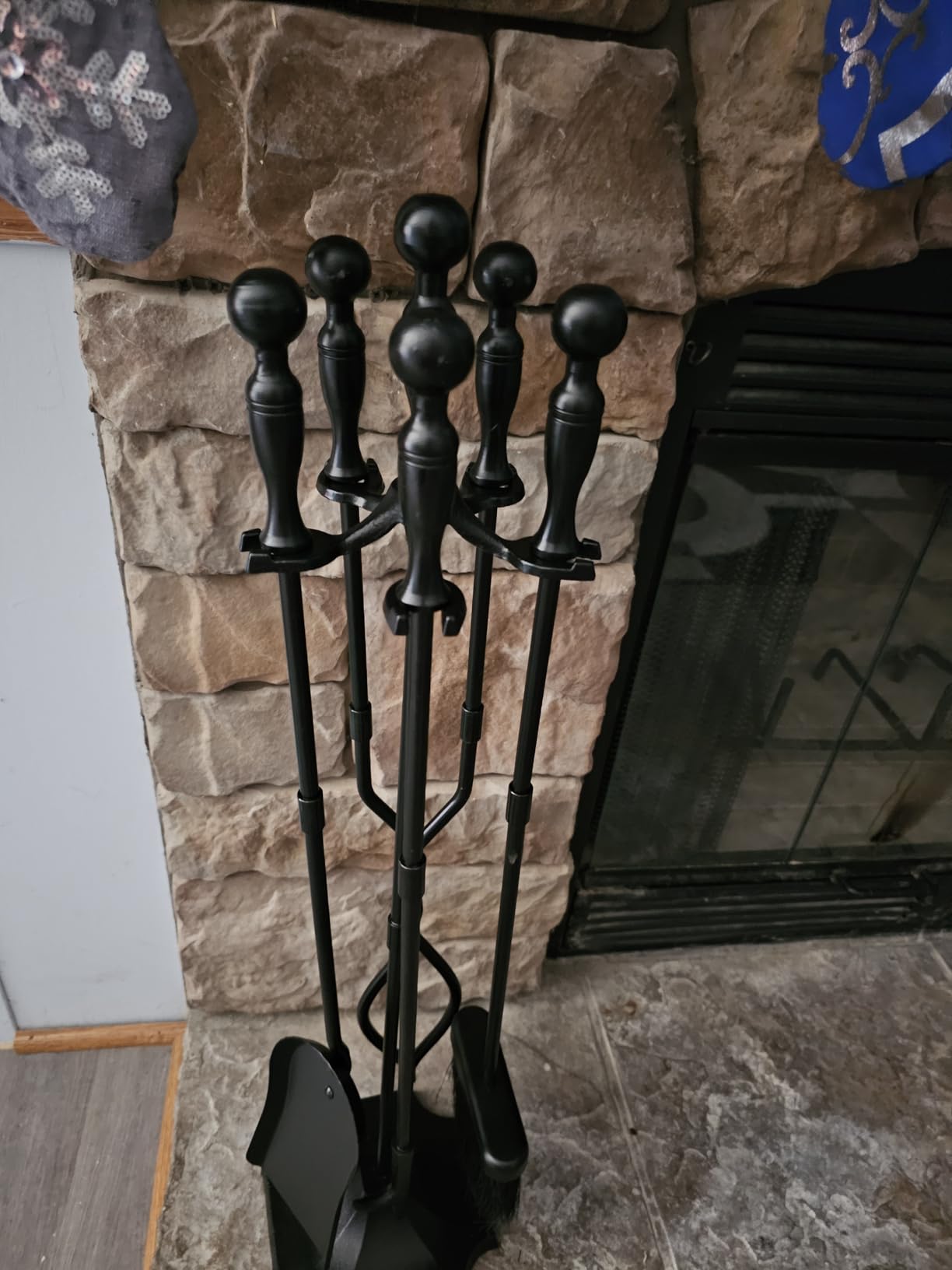 AMAGABELI Garden & Home 5 Pcs Fireplace Tools Brass Handles Wrought Iron Set Holder Indoor Outdoor Fireset Fire Pit Stand Rustic Tongs Shovel Brush Chimney Poker Wood Stove Hearth Accessories Kit customer photo 1