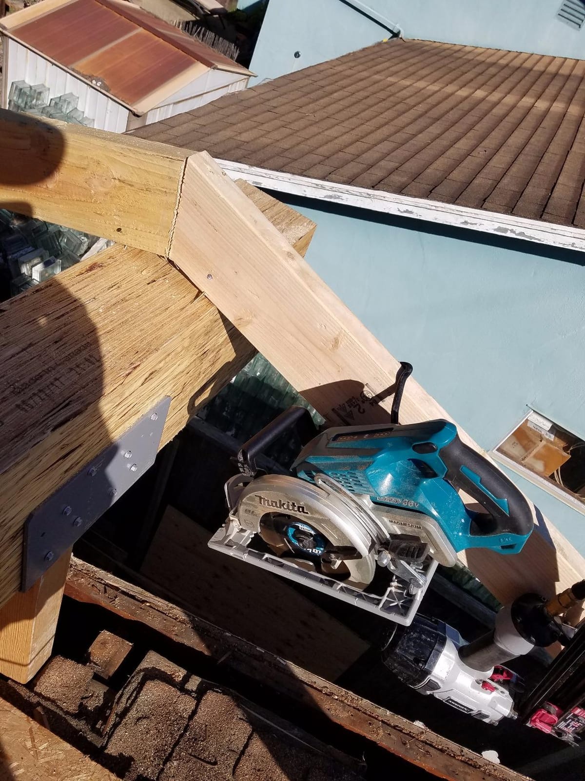 Makita XSR01Z 36V (18V X2) LXT Brushless Rear Handle 7-1/4