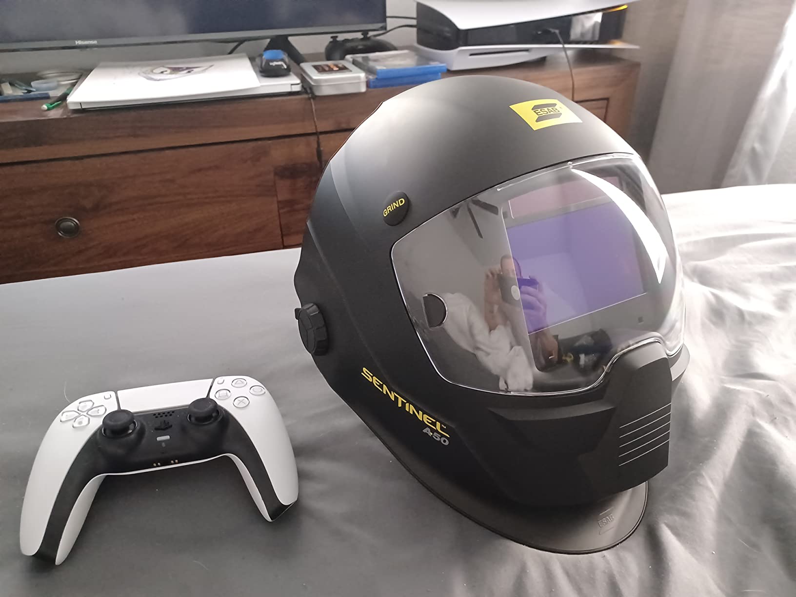 ESAB 0700000800 Sentinel A50 Welding Helmet, Black Low-Profile Design, High Impact Resistance Nylon, Infinitely-Adjustable, Color Touch Screen Controls, 3.93