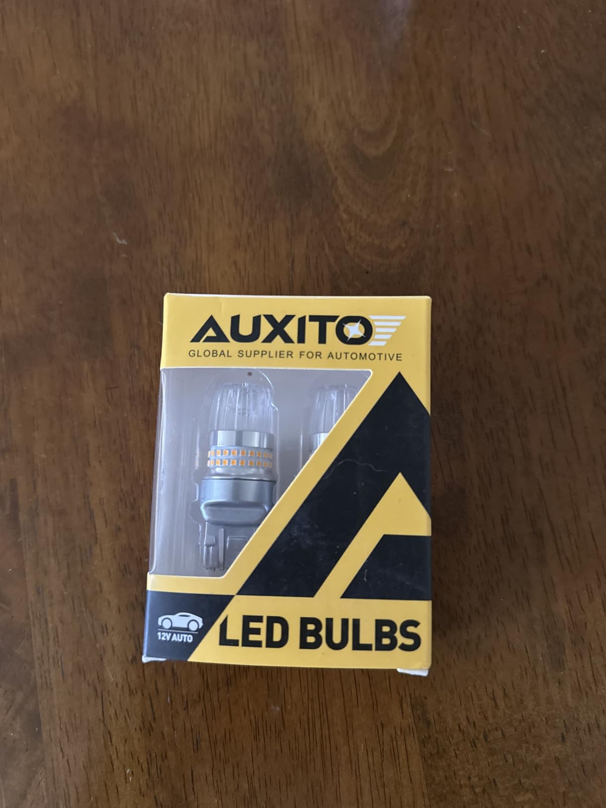 AUXITO 194 LED Light Bulb 6000K White 168 2825 W5W T10 Wedge 24-SMD 3014 Chipsets LED Replacement Light Kit Error Free for Car Interior Dome Map Door License Marker Lights, Pack of 10 customer photo 2