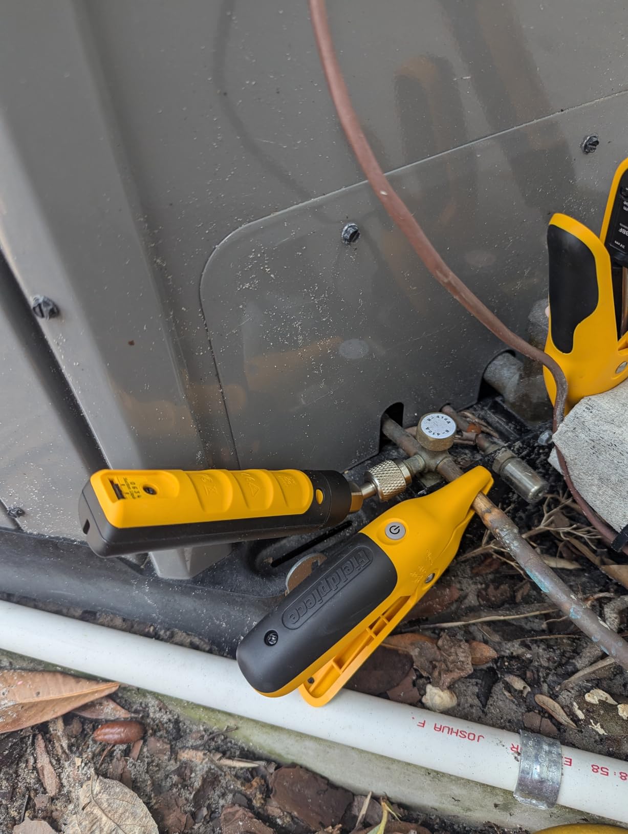 Fieldpiece JL3KR4 HVACR Charge Kit | Fast Accurate Temps with Rapid Rail Technology - HVAC Tools with Padded Case customer photo 1