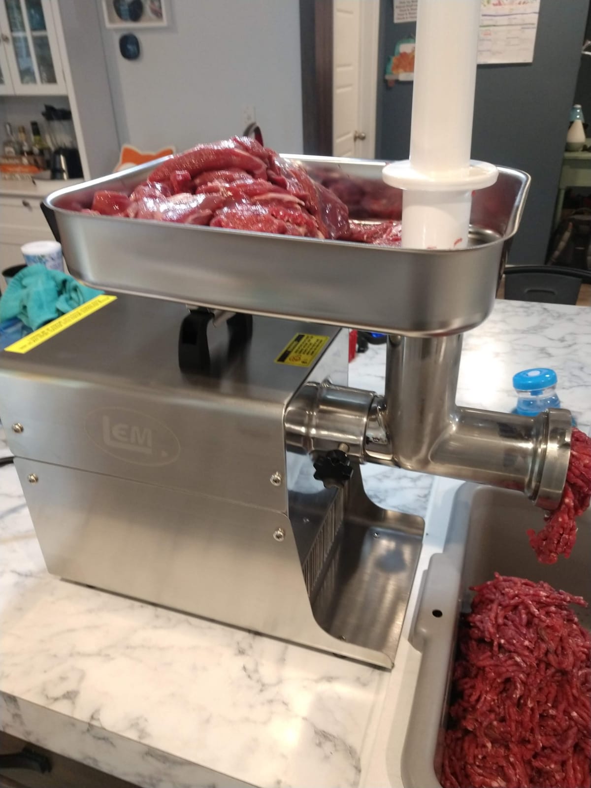 LEM Products BigBite #32 Meat Grinder, Electric Meat Grinder | For Professional and Home Use, Heavy-Duty Food Processor for Grinding and Sausage Stuffing, 1.5 HP, Stainless Steel customer photo 1