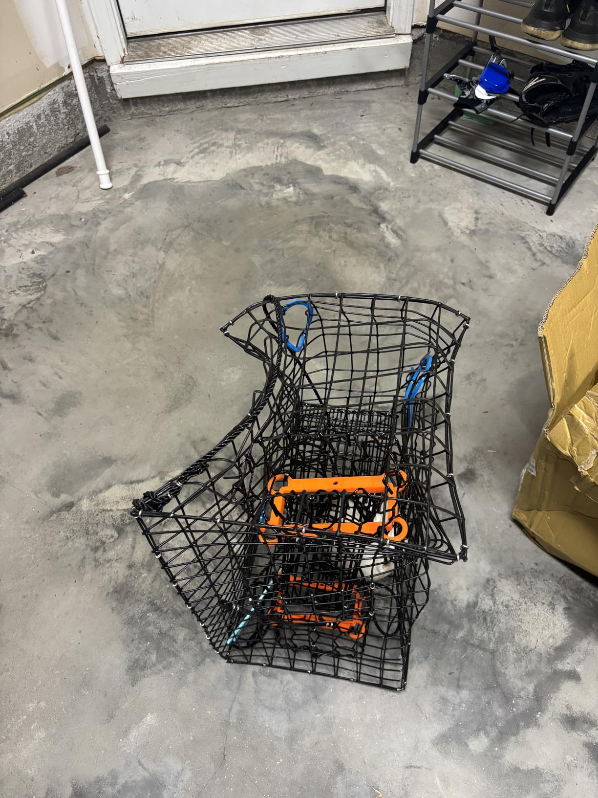 Maryland Blue Crab Pot Trap, PVC Coated Wire mesh, Heavy Duty, Two T.E.D. (Turtle Excluder Device), Two Escape Rings, Float, Rope, Ready for use. Come with Crab & Lobster Measure Gauge. Made in USA customer photo 2