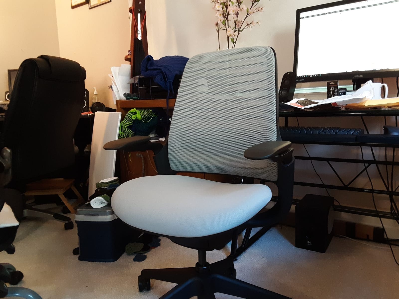 Steelcase Series 1 Office Chair - Ergonomic Work Chair with Wheels for Carpet - Helps Support Productivity - Weight-Activated Controls, Back & Arm Support - Easy Assembly - Malt customer photo 2