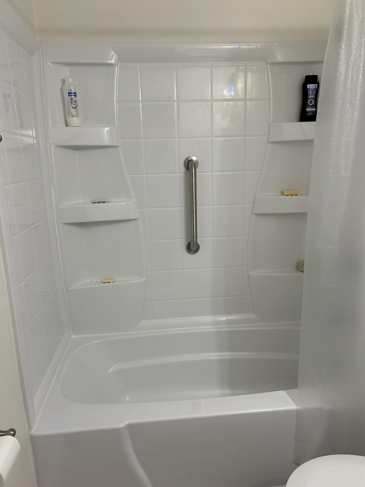 Amazon Basics Bathroom Handicap Safety Grab Bar, 18 Inch Length, 1.25 Inch Diameter, Holds up to 500LBs, ADA Compliant, Stainless Steel customer photo 1