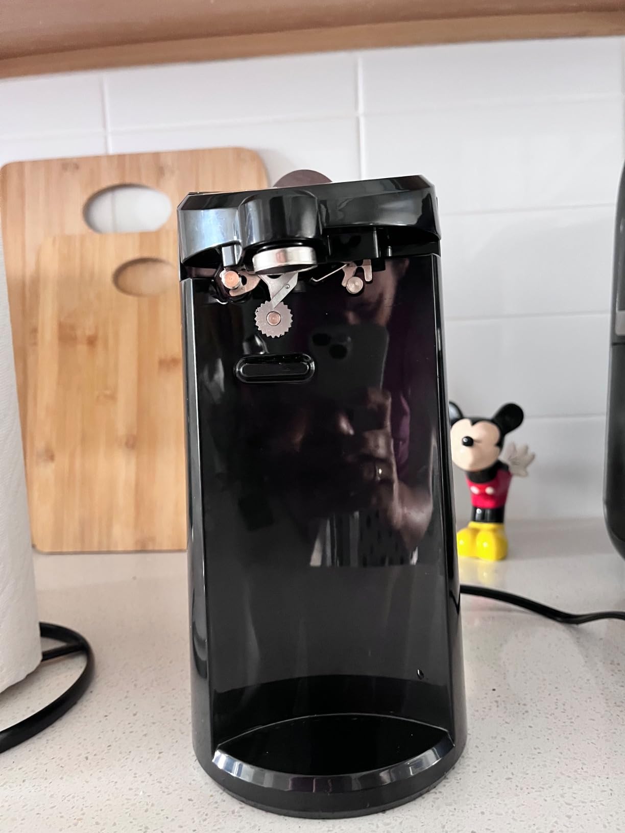 BLACK+DECKER EasyCut Extra-Tall Electric Can Opener | Extra-tall electric can opener with EasyCut blade, removable multi-tool and knife sharpener customer photo 2