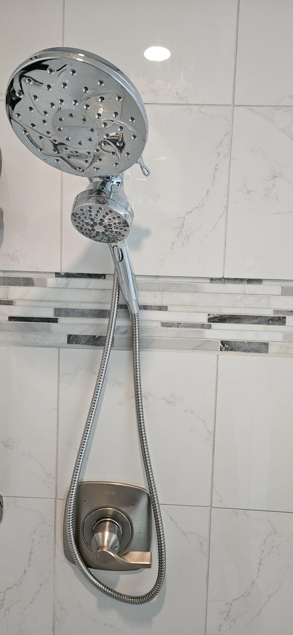 Moen 26009 Engage Chrome Magnetix 2-in-1 Combo Rain Showerhead customer photo 1