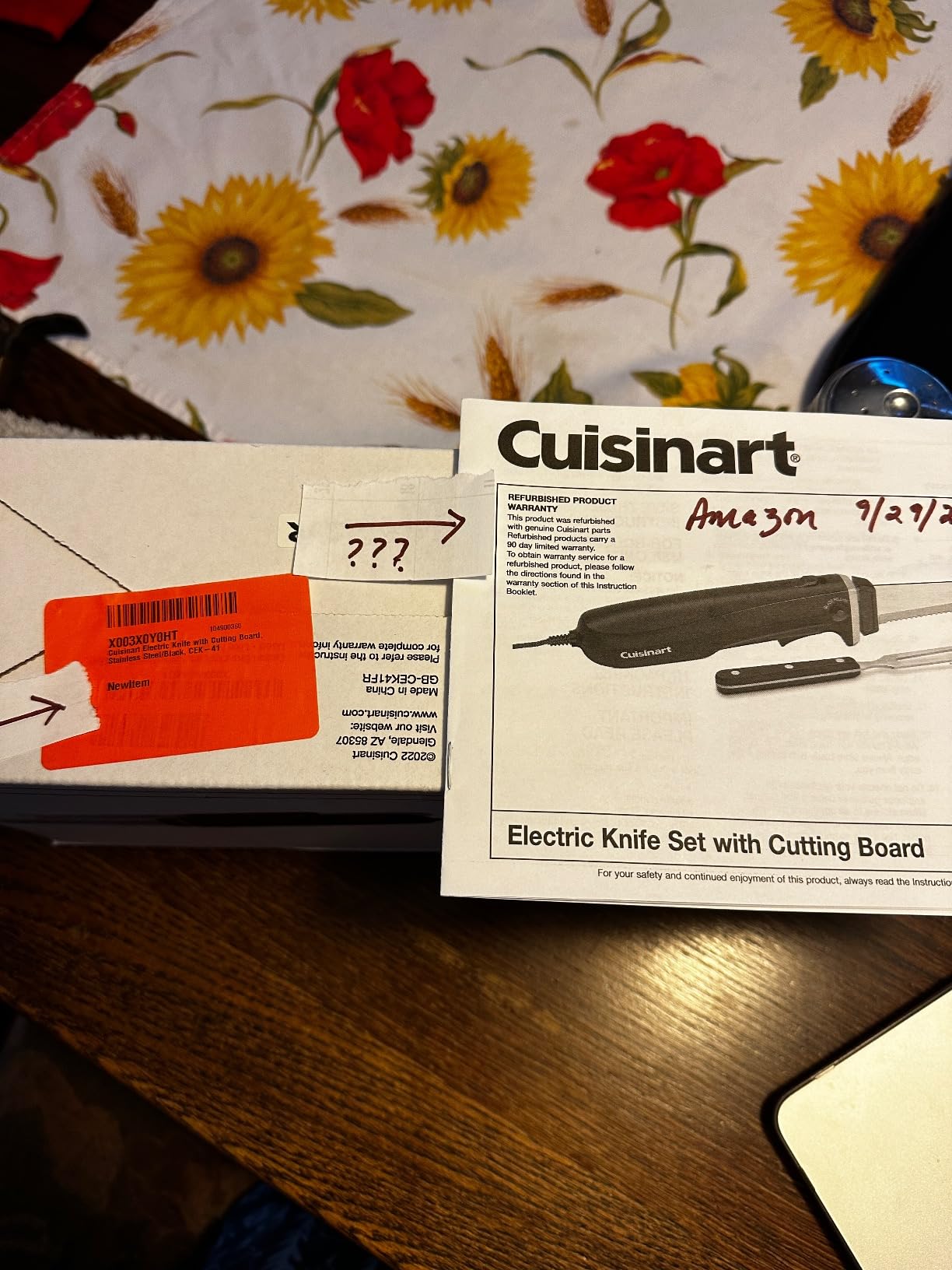 Cuisinart Electric Knife Set with Cutting Board, Electric Knife for Meat Slicing and Bread Slicing, Includes Bamboo Cutting Board for Kitchen and Serving Fork, CEK-41, Stainless Steel/Black customer photo 1