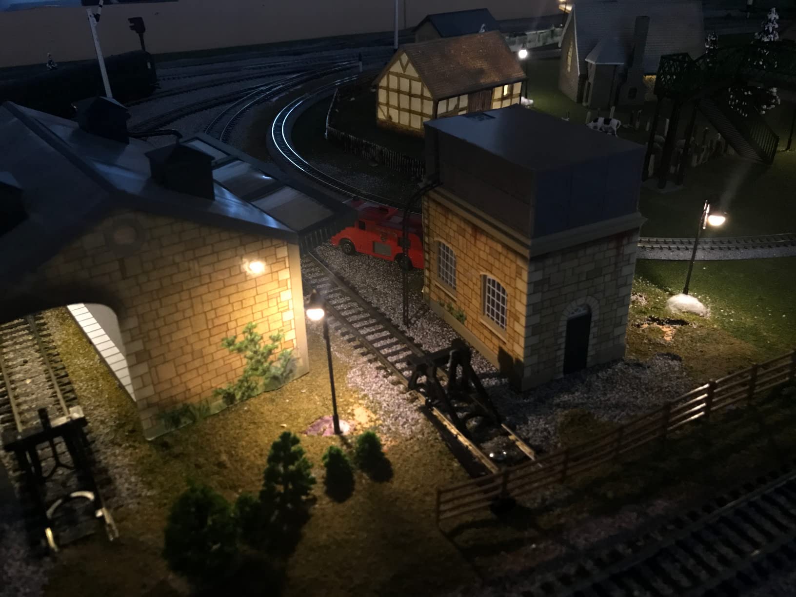 LYM39 10pcs Model Railway Train Lamp Post 6.8cm or 2.68inch Street Lights HO OO Scale LEDs New customer photo 1