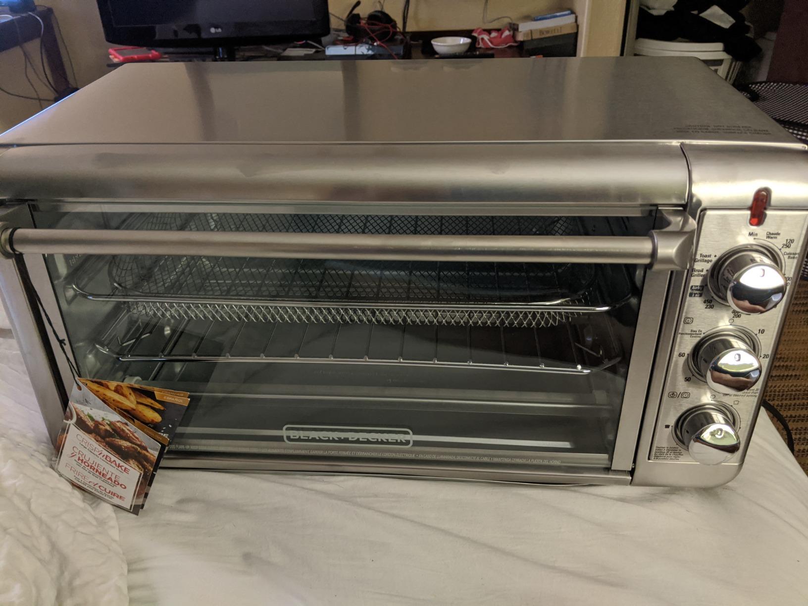 BLACK+DECKER XL 8-Slice Air Fry Toaster Oven, 5-in-1 | XL air fry oven fits a 9x13 pan or 12-inch pizza with bake, broil, toast and keep warm functions customer photo 2