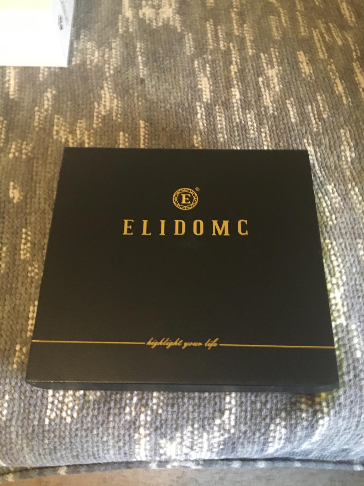 ELIDOMC 5PC Italian Crafted Crystal Whiskey Decanter & Whiskey Glasses Set, Crystal Decanter Set With 4 Whiskey Glasses, Whiskey Decanter Sets for Men. customer photo 2