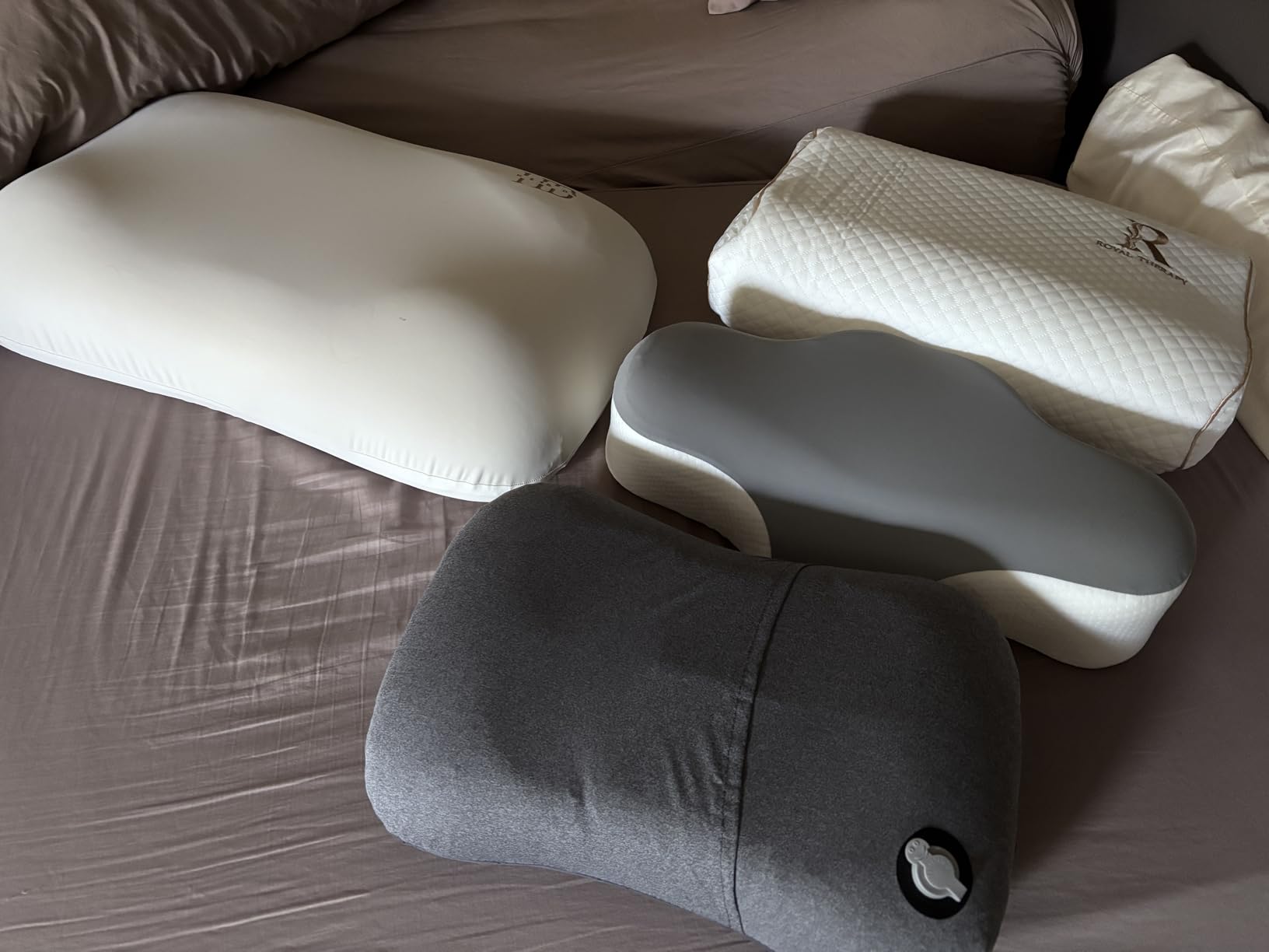 Royal Therapy Memory Foam Pillow, Queen Neck Pain Relief, Contour Cervical Pillow, for Neck and Shoulder Pain, Side, Back and Stomach Sleeper, 24x14x5 inches customer photo 1