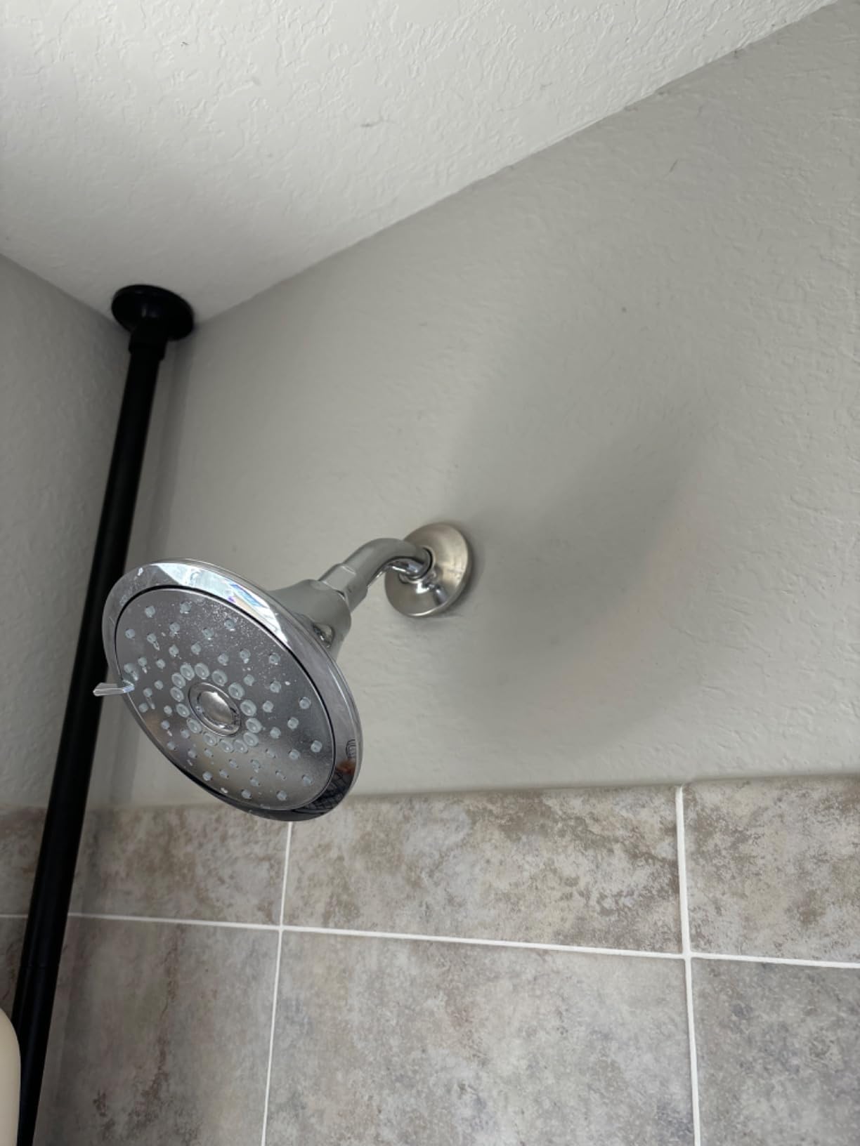 KOHLER 22169-G-CP Forté Three-function Showerhead, 1.75 GPM, Full Coverage, Pulsating Massage, Silk Spray, Corrosion Resistant, Polished Chrome customer photo 2