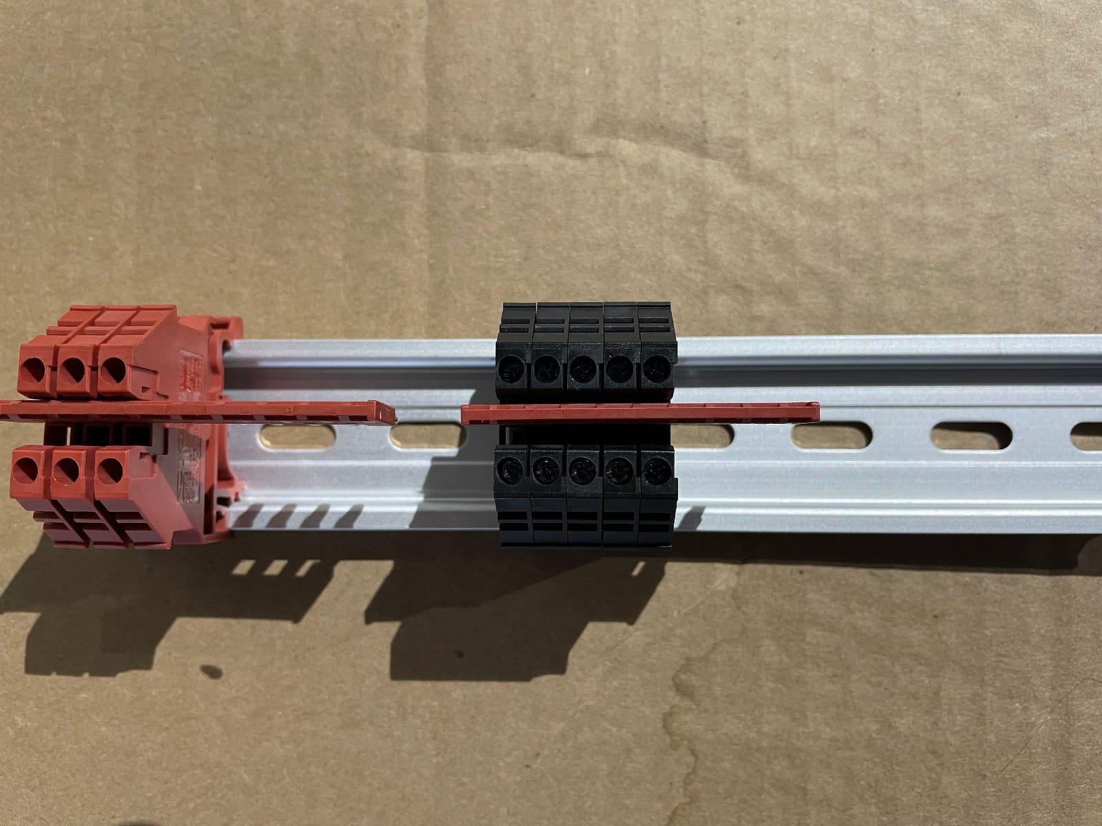Dinkle UL Listed DIN Rail Terminal Block Kit #1 Red/Black Dinkle 20 DK2.5N 12 AWG Gauge 20A 600V Ground DK2.5N-PE Jumper DSS2.5N-10P End Covers End Brackets customer photo 2
