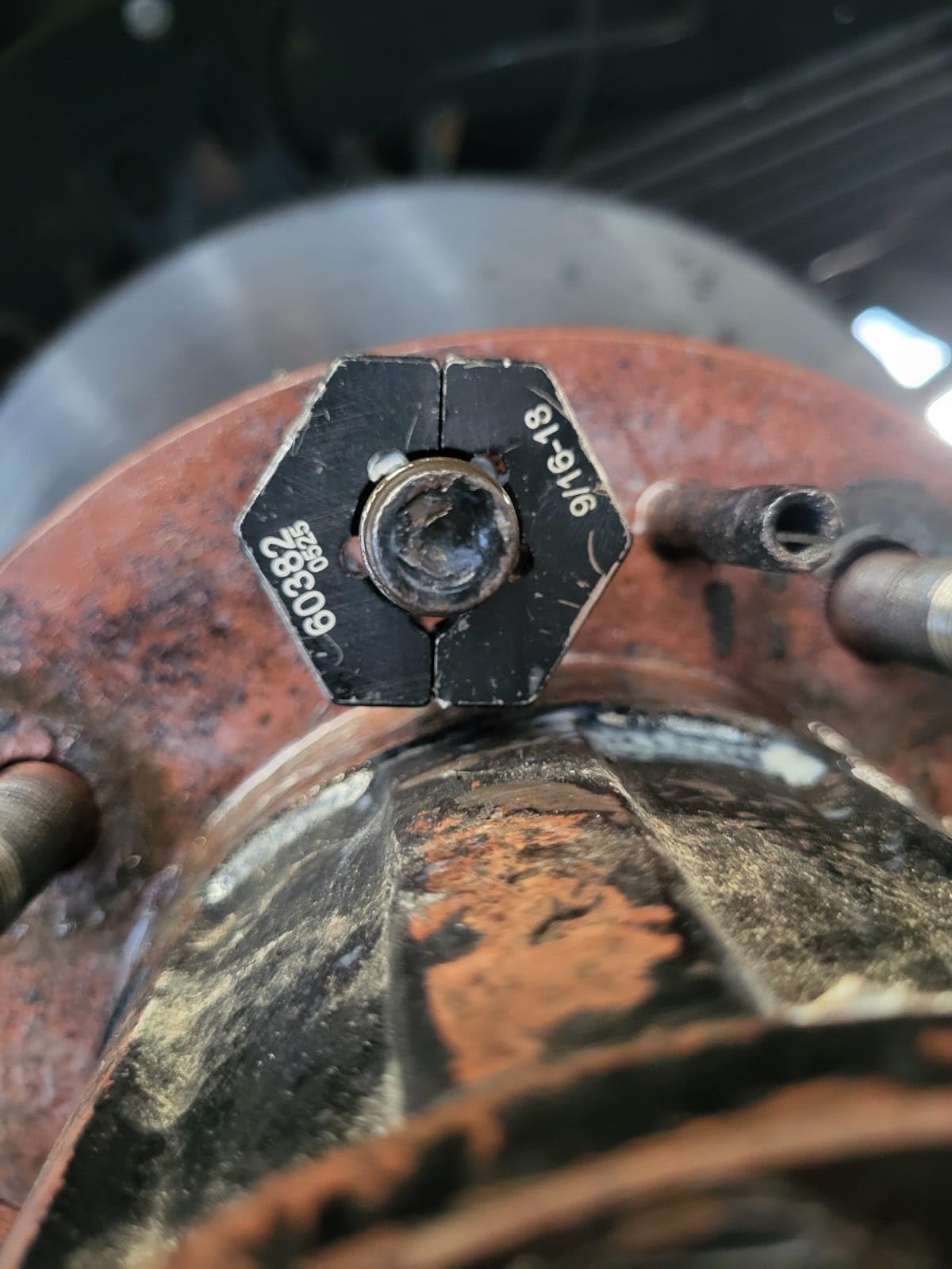 Steelman Professional M14-1.50 Metric Split Die Thread Chaser, Indexing Pins, Steel, Repairs Threads on Wheel Studs and Bolts customer photo 1