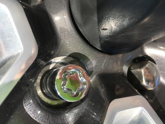 Wheel Lock, Premium, 14 mm x 1.50 Thread, Cone Seat, Closed End, Key Included, Steel, Chrome, Set of 5 customer photo 1