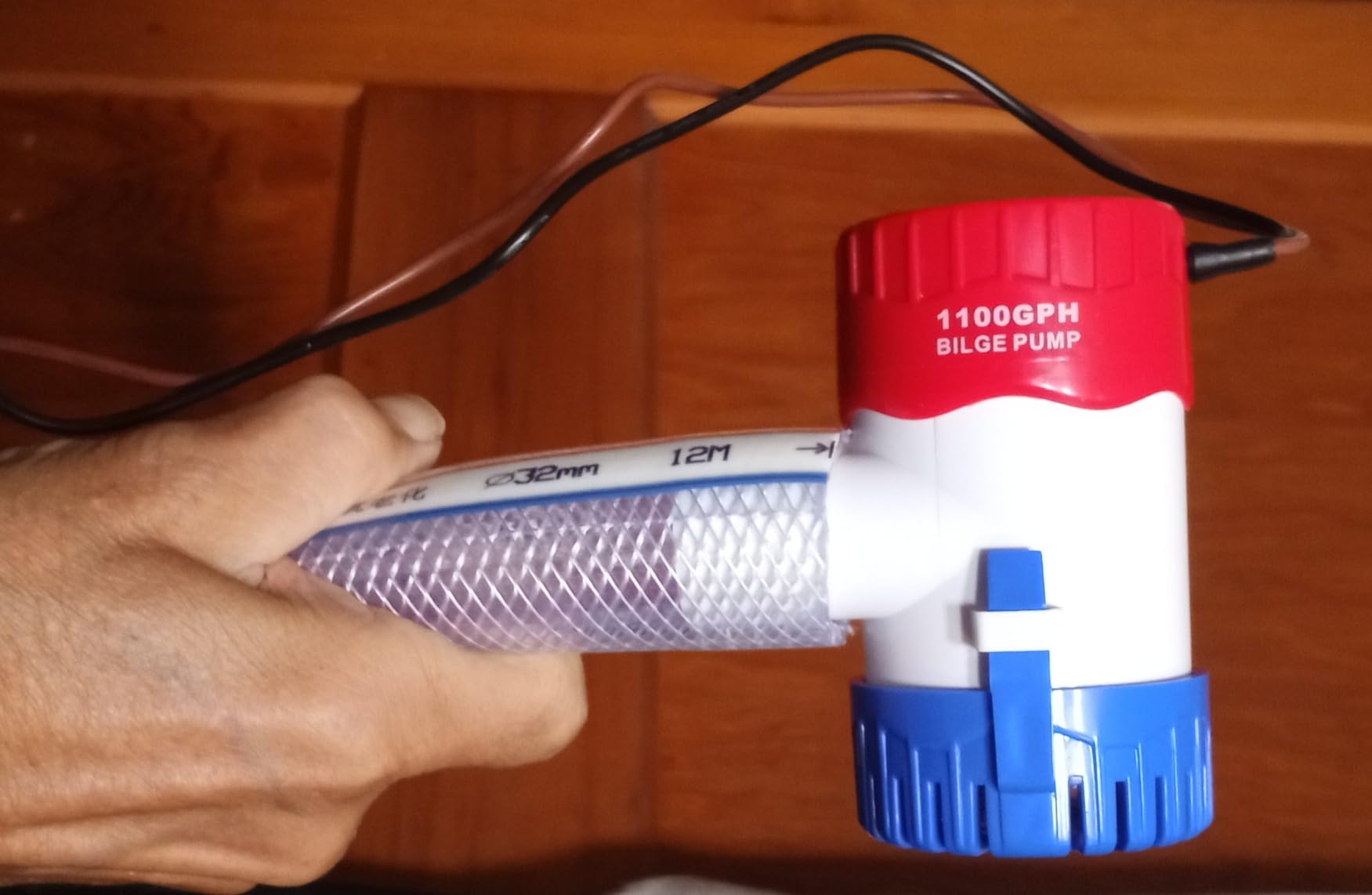 Submersible Boat Bilge Water Pump 12v 1100gph Non-Automatic Marine Electric Bilge Pump for Ponds, Pools, Spas Silent, Boat Caravan RV Submersible customer photo 2