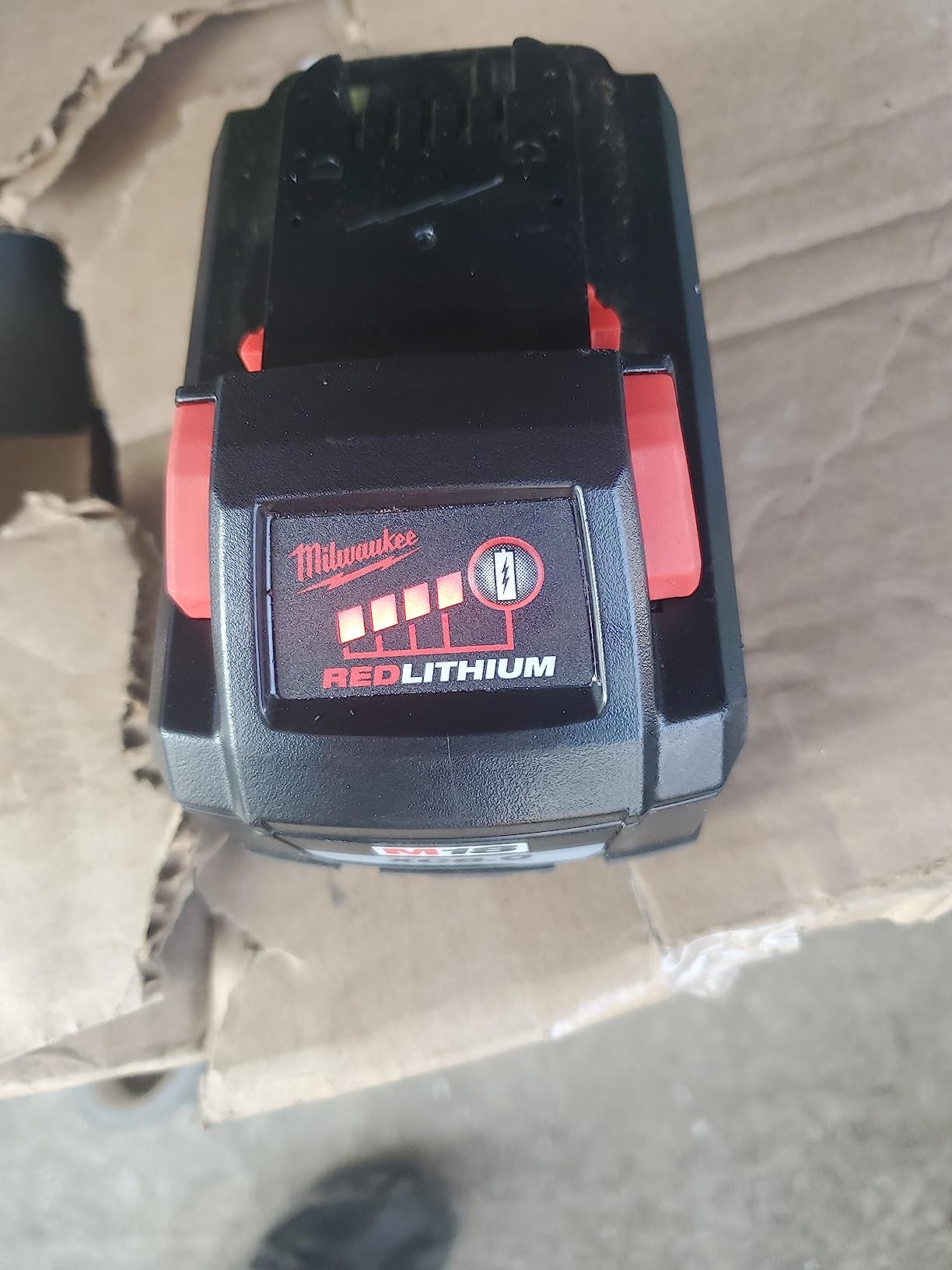 Milwaukee 48-11-1880 M18 REDLITHIUM HIGH OUTPUT 18V 8.0Ah Lithium-Ion Battery Pack customer photo 2