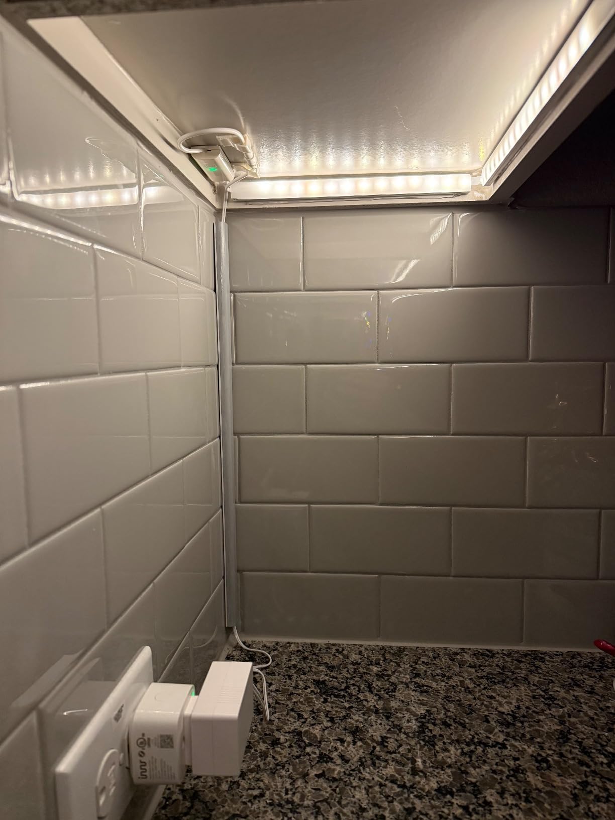 WOBANE Under Cabinet LED Lighting Kit,Dimmable Strip Lights with RF Remote | 6PCS 20inch, 24W Adapter, Hidden 2700K Warm White Set, 1500lm, Timing, Bright, Kitchen, Counter, Shelf, Showcase customer photo 2