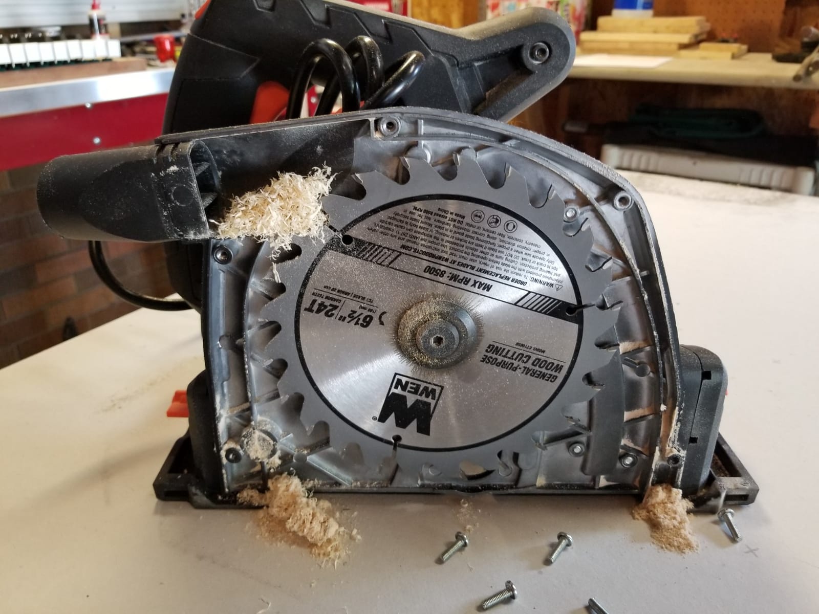 WEN CT1065 10-Amp 6.5-Inch Plunge Cut Sidewinder Circular Track Saw customer photo 2