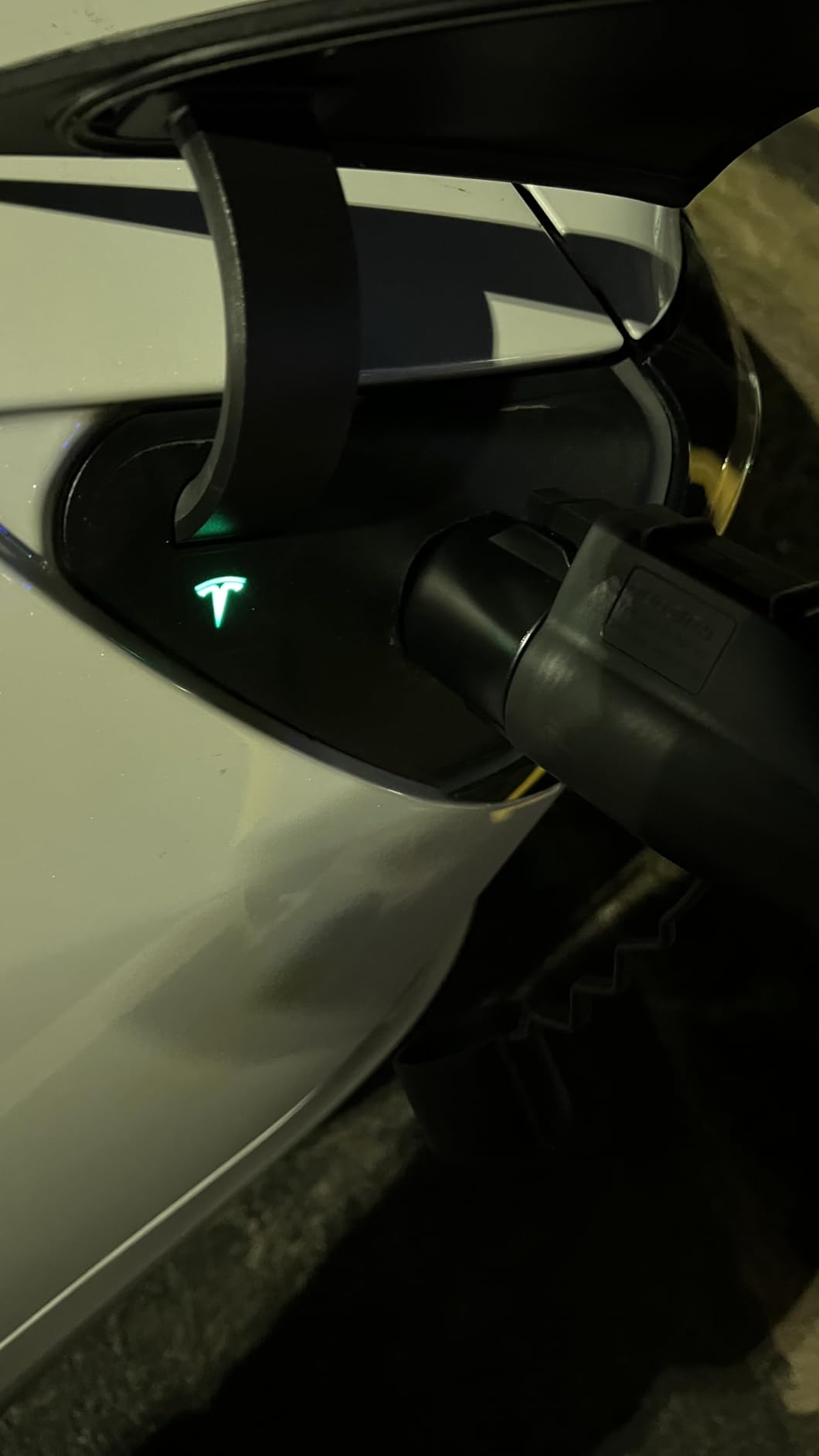 LENZ J1772 to NACS Adapter for Tesla and NACS EVs, 80A, UL 2251 customer photo 1
