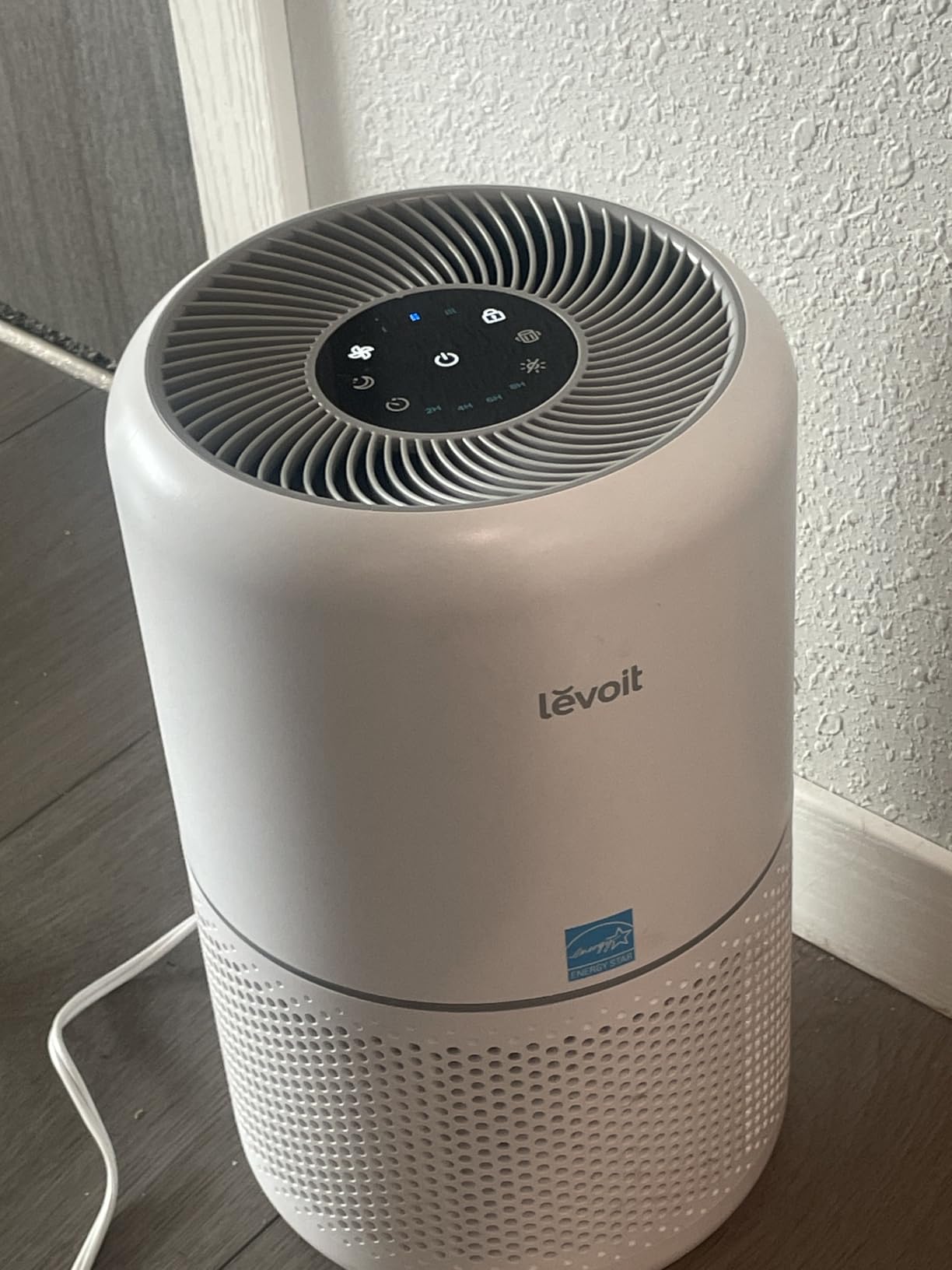 LEVOIT Air Purifier for Home Allergies and Pets Hair Smokers in Bedroom, H13 True HEPA Filter, 24db Filtration System Cleaner Odor Eliminators, Remove 99.97% Dust Smoke Mold Pollen, Core 300, White customer photo 2