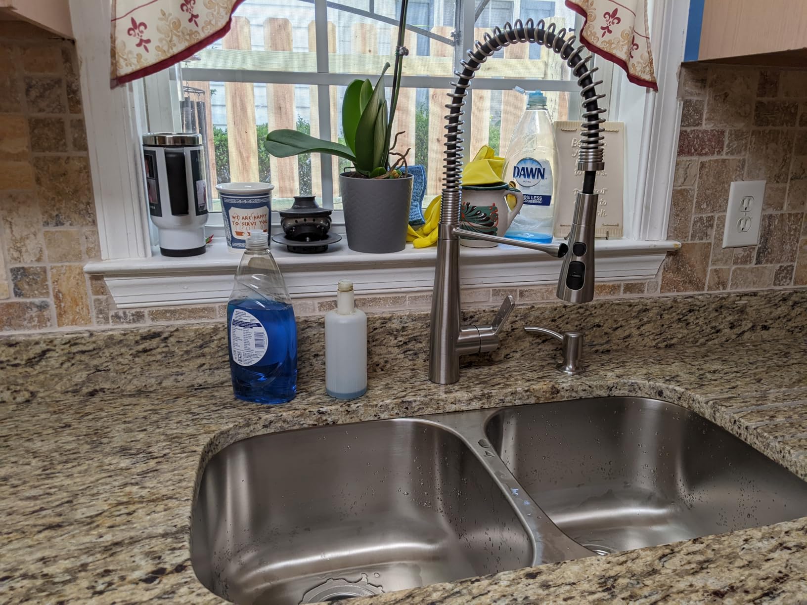 KOHLER K-R22745-SD-VS Semi-Professional Kitchen Sink Faucet with Soap Dispenser, Commercial Kitchen Faucet with Pull Down Sprayer, Vibrant Stainless customer photo 1