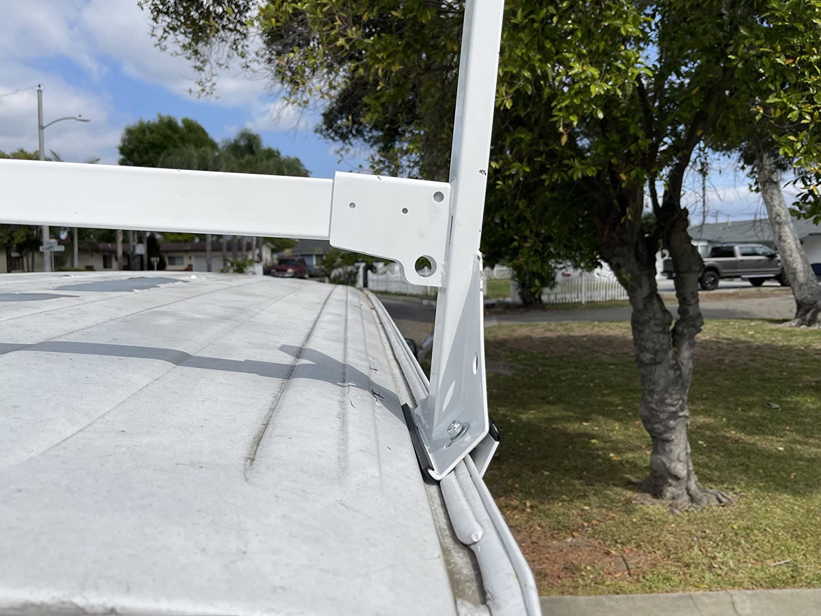 ECOTRIC 59in Roof Racks Compatible with 1996-Up Chevy Express GMC Savana | 850 LBS Capacity 3 bar roof Ladder Rack for Van Steel White customer photo 2