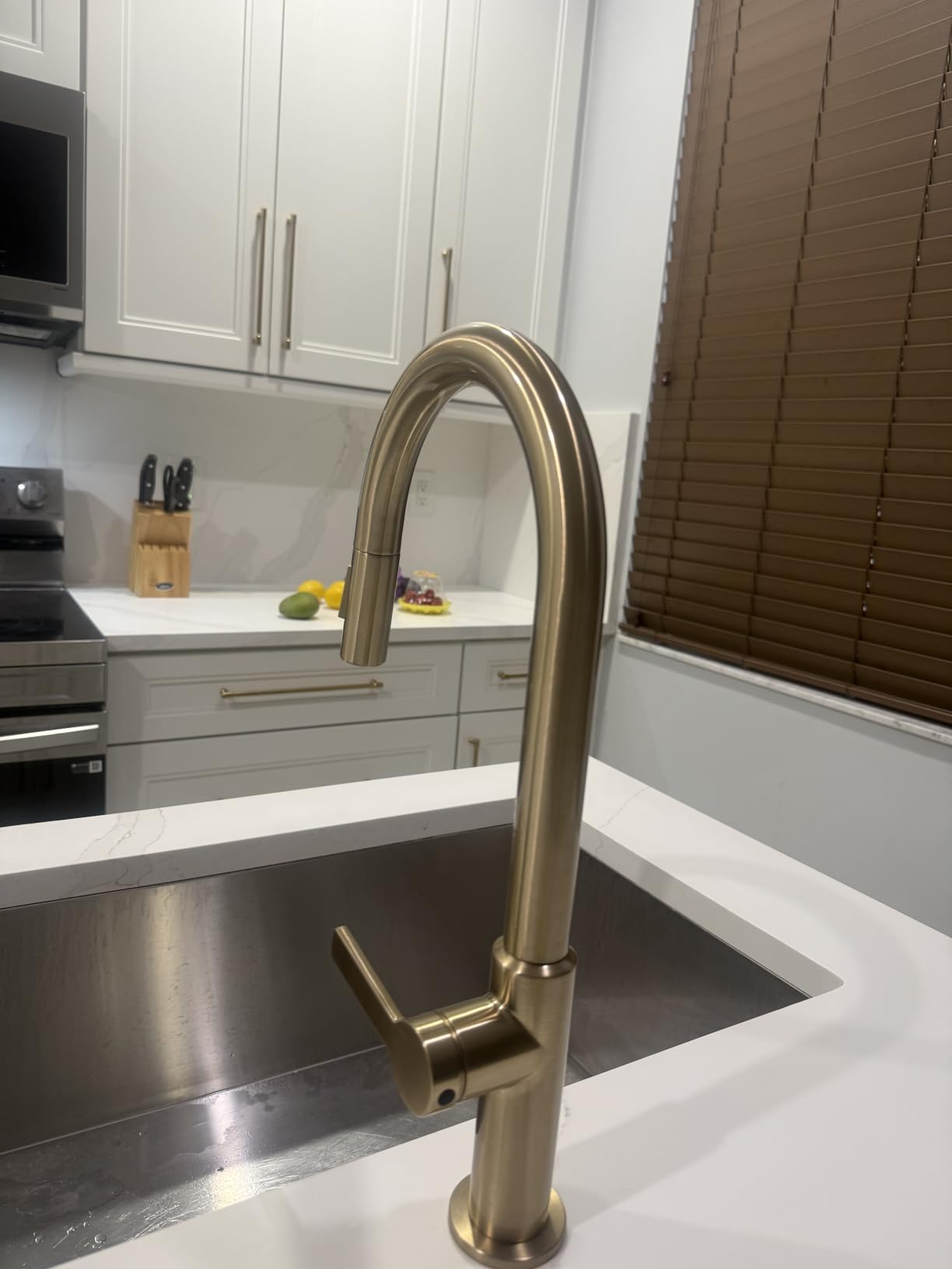 KRAUS Spot Free Stainless Steel Pull Down Kitchen Faucet KPF-2820SFS | 360-degree swivel spout, brass body with ceramic cartridge, quick connect sprayer hose, pre-attached water lines customer photo 2
