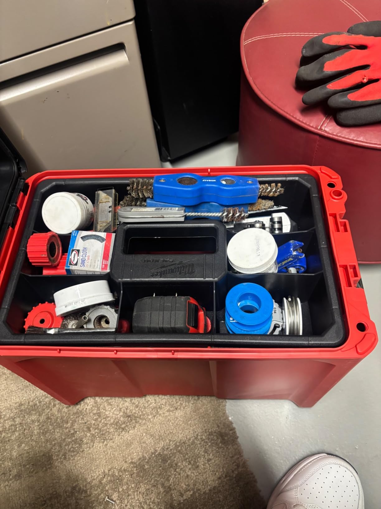 Milwaukee PACKOUT Compact Tool Box - 48-22-8422 customer photo 2