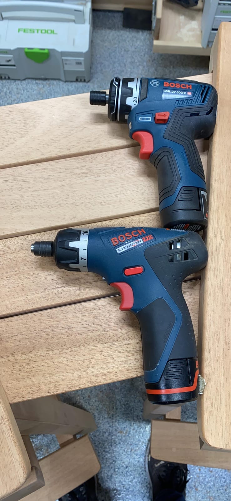 BOSCH GSR12V-300FCB22 12V Max Drill/Driver with 5-In-1 FlexiClick System with (2) 2.0 Ah Batteries customer photo 1