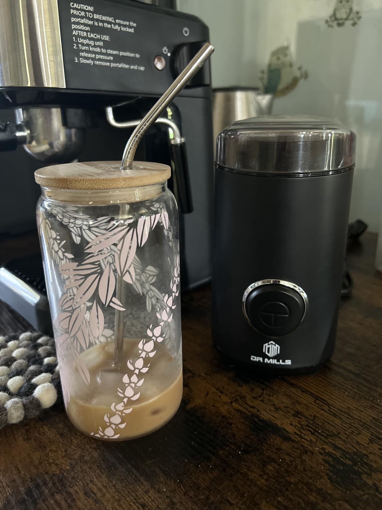 DR MILLS DM-7441 Coffee Grinder Electric, Coffee Bean and Dried Spice Grinder, One Touch Operation, Blade and Cup Made with SUS304 Stainless Steel (Black) customer photo 1