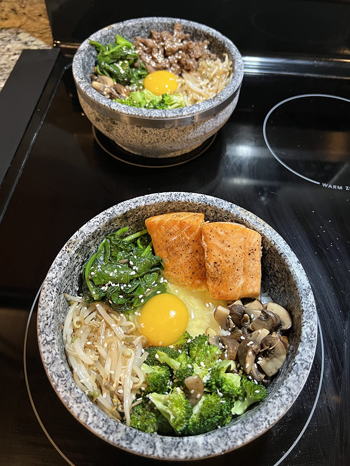 MDLUU 2 Pcs Dolsot Bibimbap Bowl 32 Oz, Granite Stone Bowl with Wood Base, Dolsot Pot for Korean Soup, Rice and Stew customer photo 2