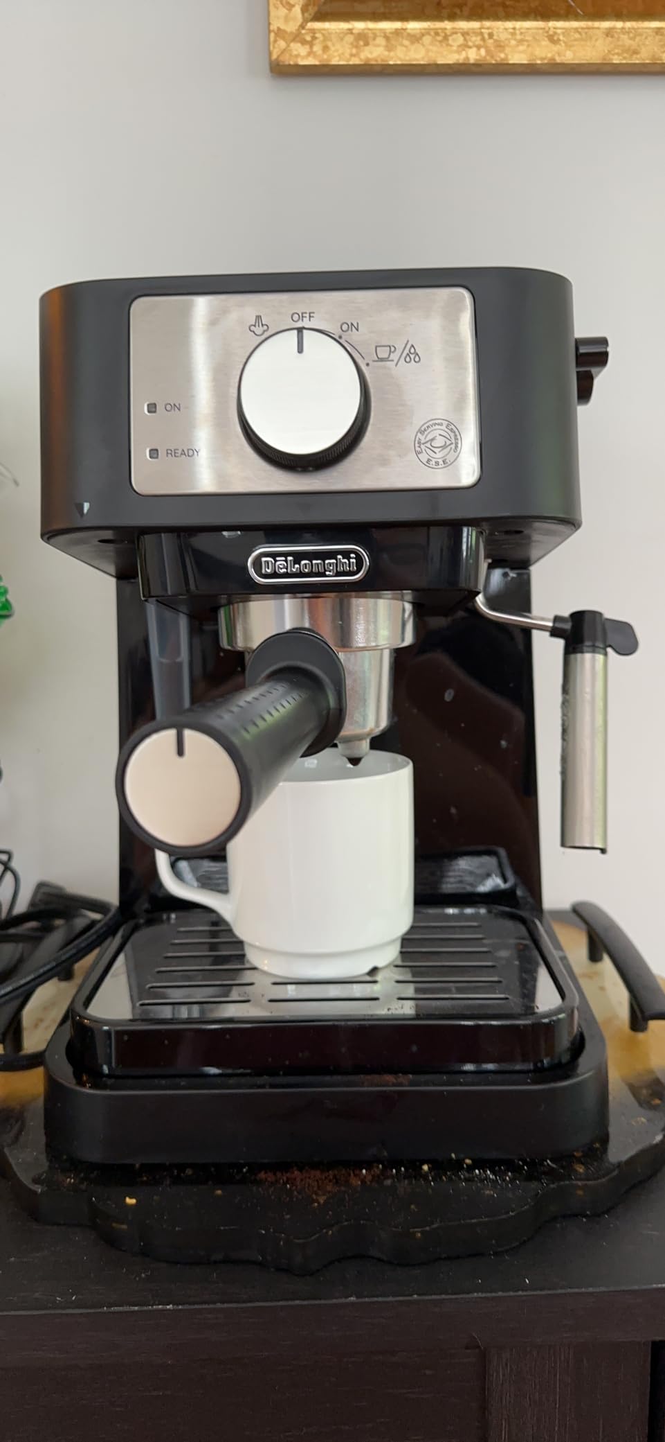 De'Longhi Stilosa Compact Manual Espresso Machine, Manual Milk Frother | #1 Worldwide Espresso Machine Maker, 15 Bar Pump Pressure, Stainless Steel Boiler, Frother, Compact Design customer photo 2