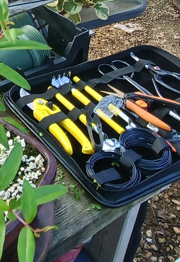 MOSFiATA Bonsai Tools Set 13Pcs - Bonsai Essentials with PU Leather Bag, High Carbon Steel Succulent Trimming Kit, for Pruning, Raking, Training Plants customer photo 1