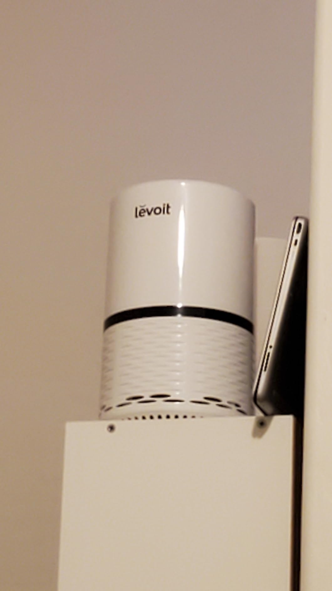Levoit Air Purifier for Home Pets Bedroom Dorm Room, Smart & Voice Control | AHAM VERIFIDE, 3-in-1 Filter With HEPA Sleep Mode, for Pollen, Pollutants, Smoke, Dander, Dust, Pet Hair, Core 200S-P, White customer photo 2
