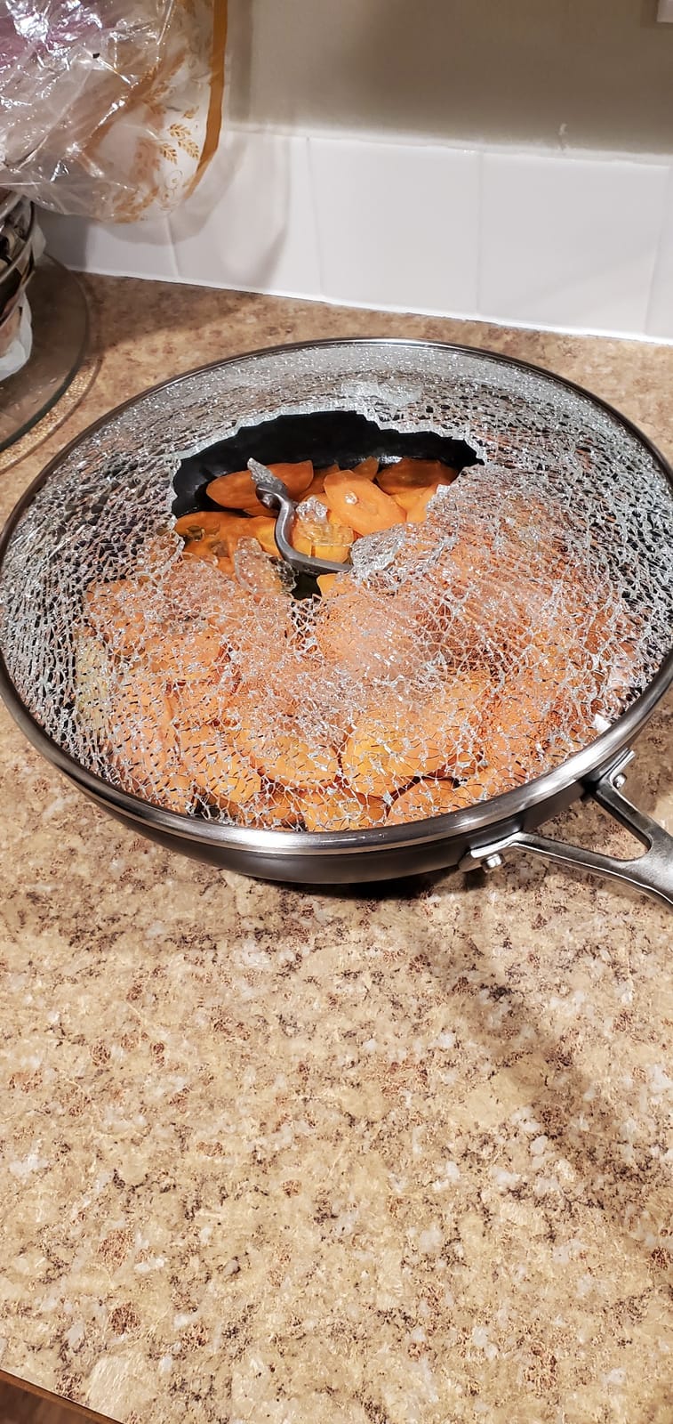 KitchenAid Induction Nonstick Frying Pan with Lid, 12.25-Inch, Matte Black customer photo 2