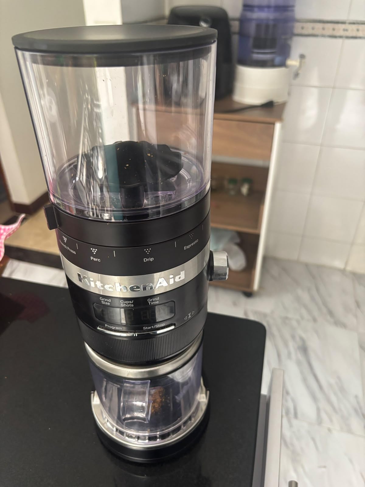 KitchenAid Burr Coffee Grinder, KCG8433, Empire Red | Smart Dosing Technology for Ideal Grounds, 70 Grind Settings for All Brew Methods, Removable Matte Hopper for Easy Cleaning customer photo 2