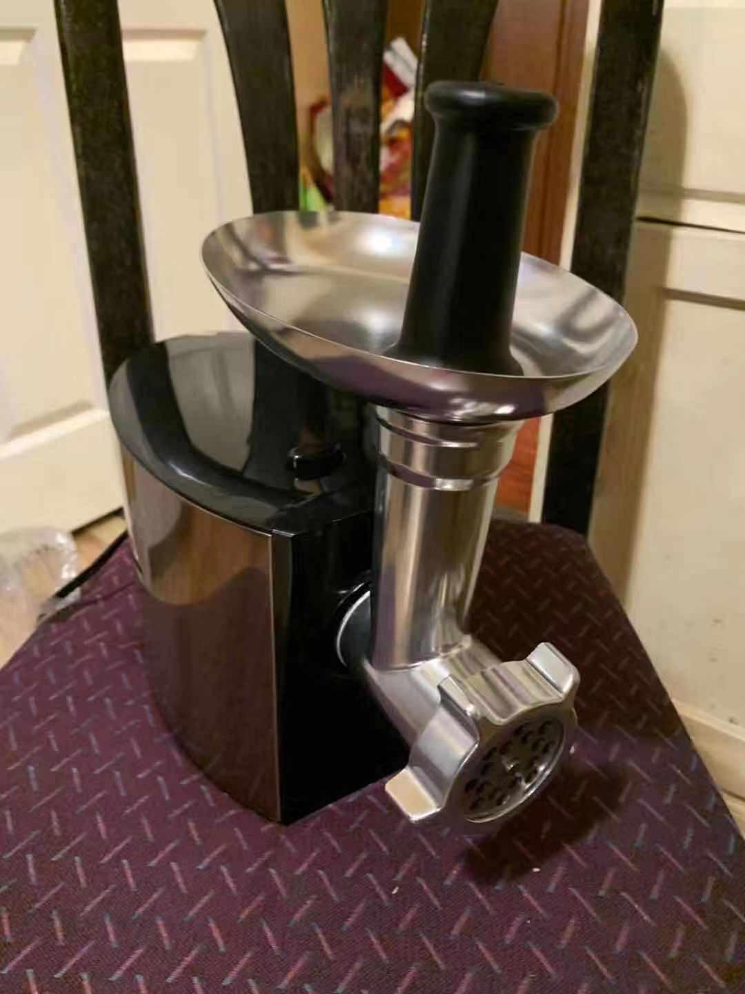 CHEFFANO Meat Grinder, 2800W Max Meat Grinder Electric, ETL Approved Heavy Duty Meat Mincer Machine with 2 Blades, 3 Plates, Sausage Stuffer Tubes & Kubbe Kit for Home Kitchen Use customer photo 1