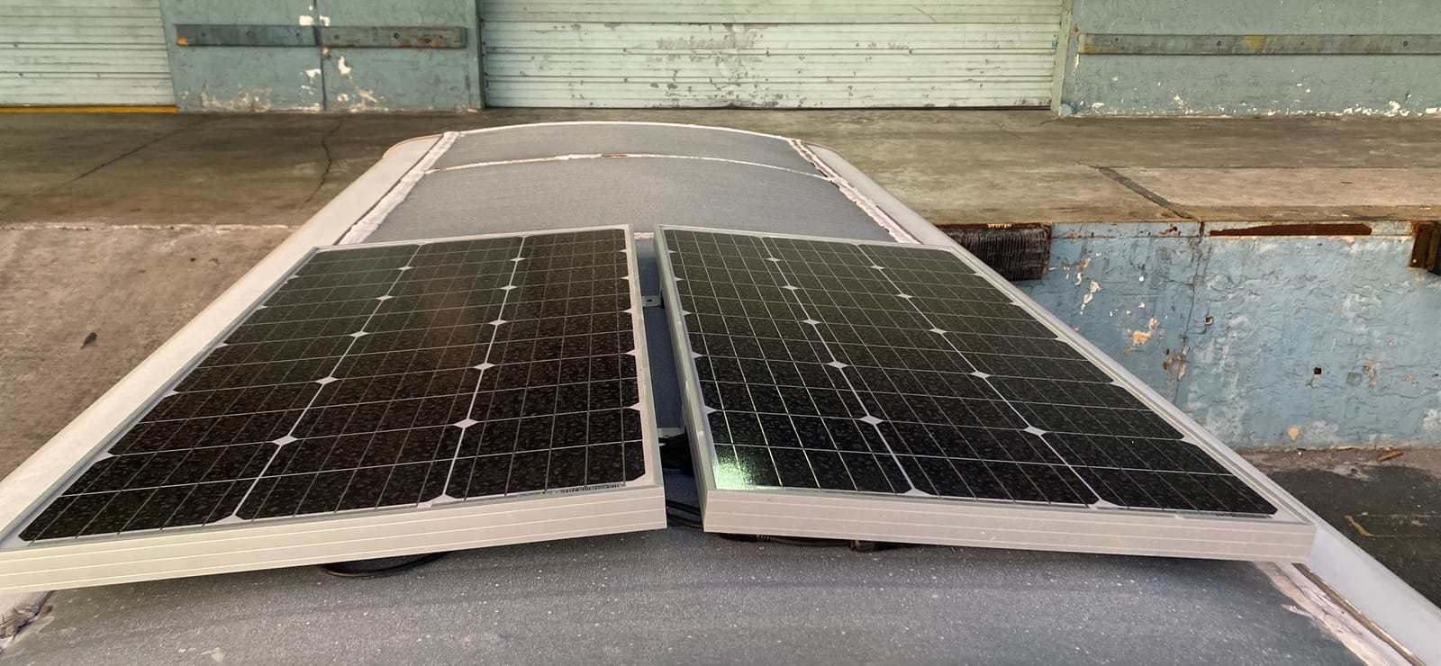 ECO-WORTHY 200 Watt 12V Complete Solar Panel Starter Kit for RV Off Grid | with Battery and Inverter: 200W Solar Panels + 30A Charge Controller + 50Ah Lithium Battery + 600W Solar Power Inverter customer photo 2