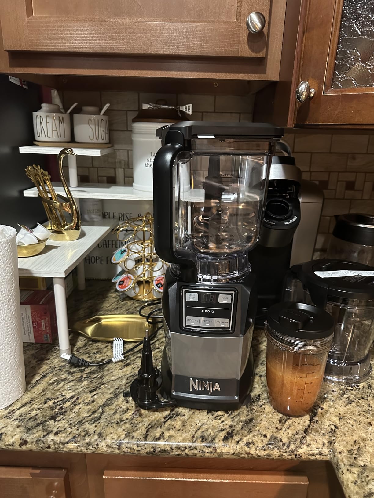 Ninja Compact Kitchen System, Auto-iQ, 1200W, 72oz Pitcher, Grey, AMZ493BRN customer photo 1