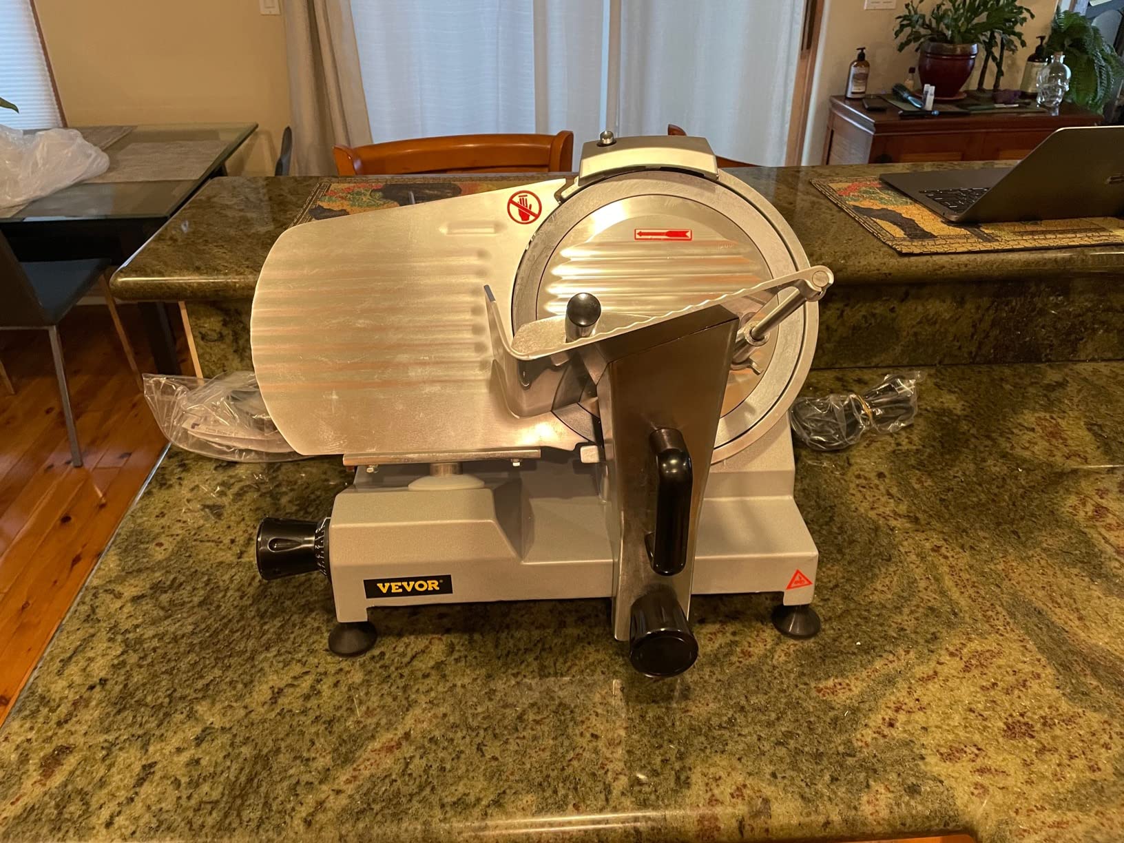VEVOR Commercial Meat Slicer, 10 inch Electric Food Slicer, 240W Frozen Meat Deli Slicer, Premium Chromium-plated Steel Blade Semi-Auto Meat Slicer For Commercial and Home use customer photo 2