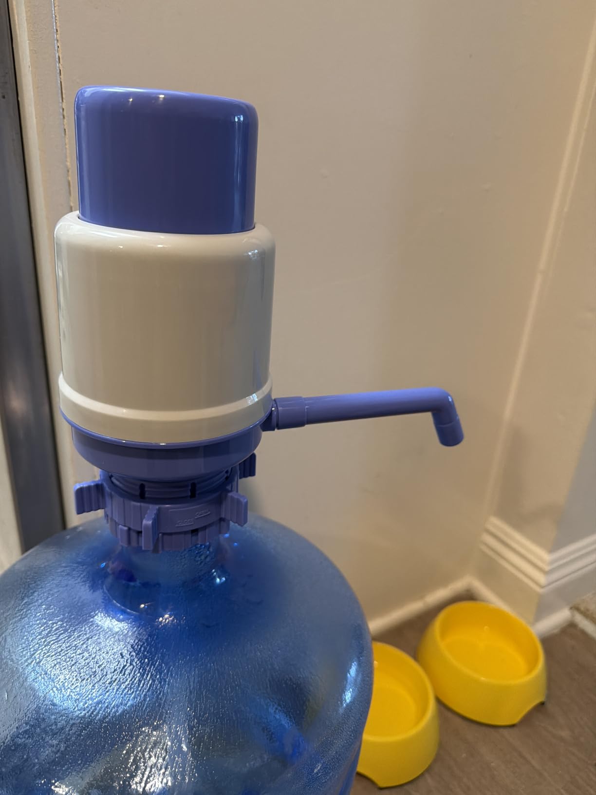 HotFrost Manual Water Pump for 5 Gallon Jug & Bottle - Non-Electric 5 Gallon Water Dispenser, Universal Hand Pump with 3 Adjustable Tubes, 53mm Screw Top Adapter, Spout Cap & Cleaning Brush, BPA-Free customer photo 2